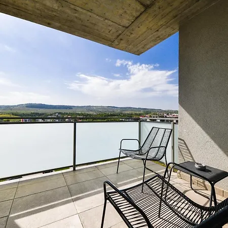 My Place Grand Hill Apartment Cluj-Napoca