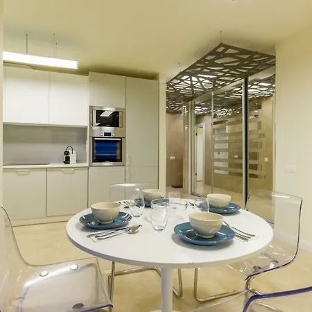 My Place Grand Hill Apartment *