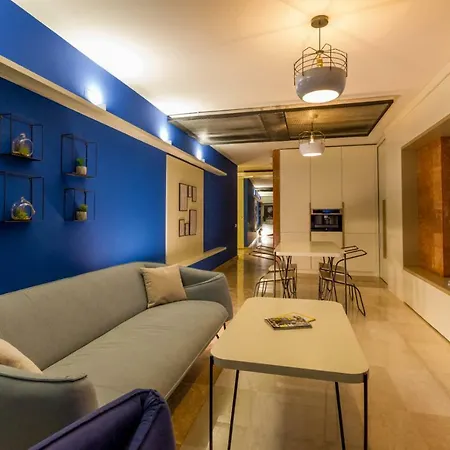 My Place Grand Hill Apartment *